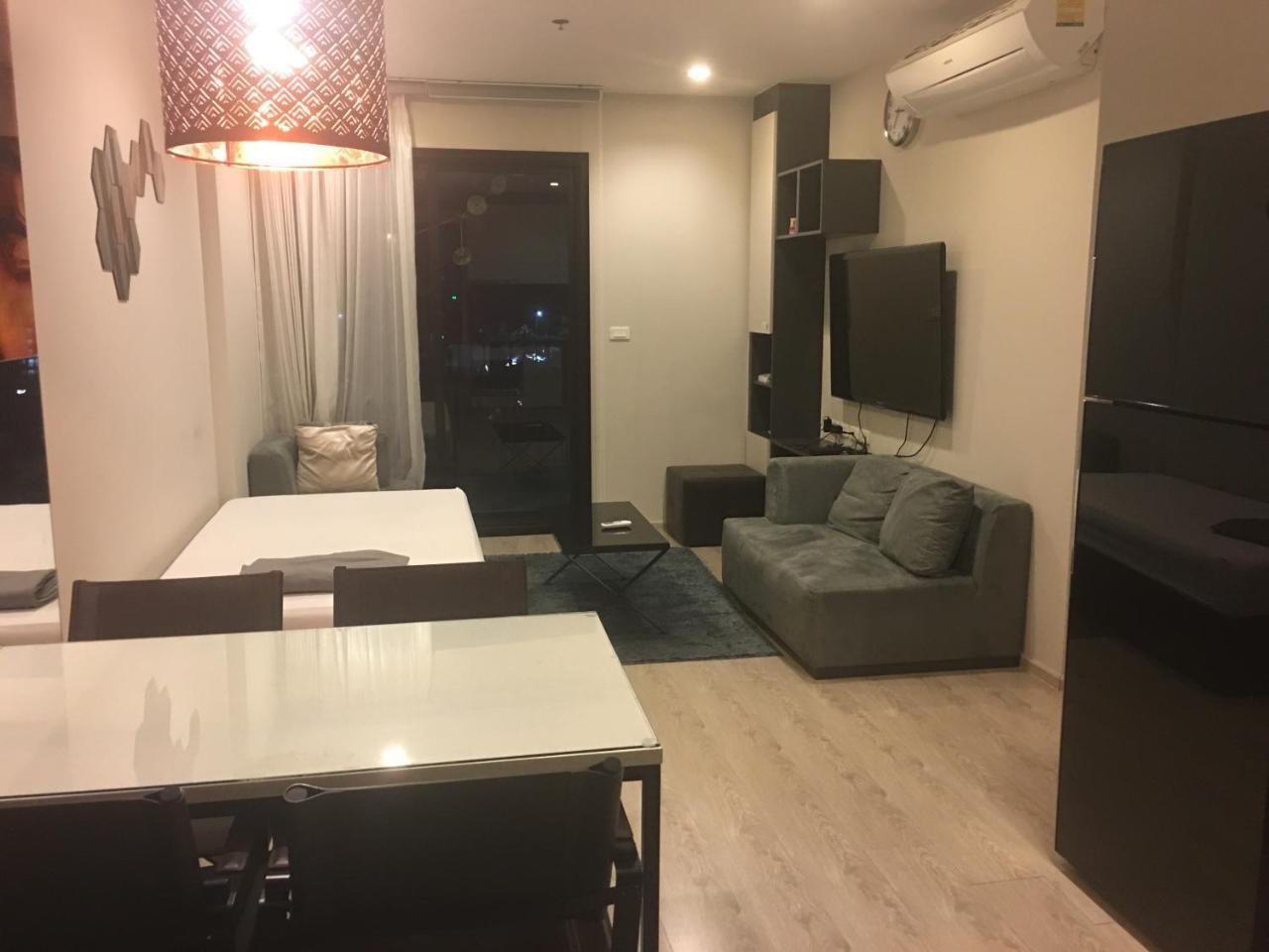 The Base Condo Pattaya Buitenkant foto